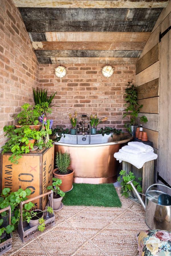 The Walled Garden At Cheshire Boutique Bathhouse Nantwich Luaran gambar